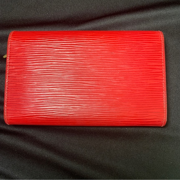Preloved Rare Louis Vuitton Red Epi Porte Monnaie Billets Tresor Bifold Wallet - Picture 10 of 12
